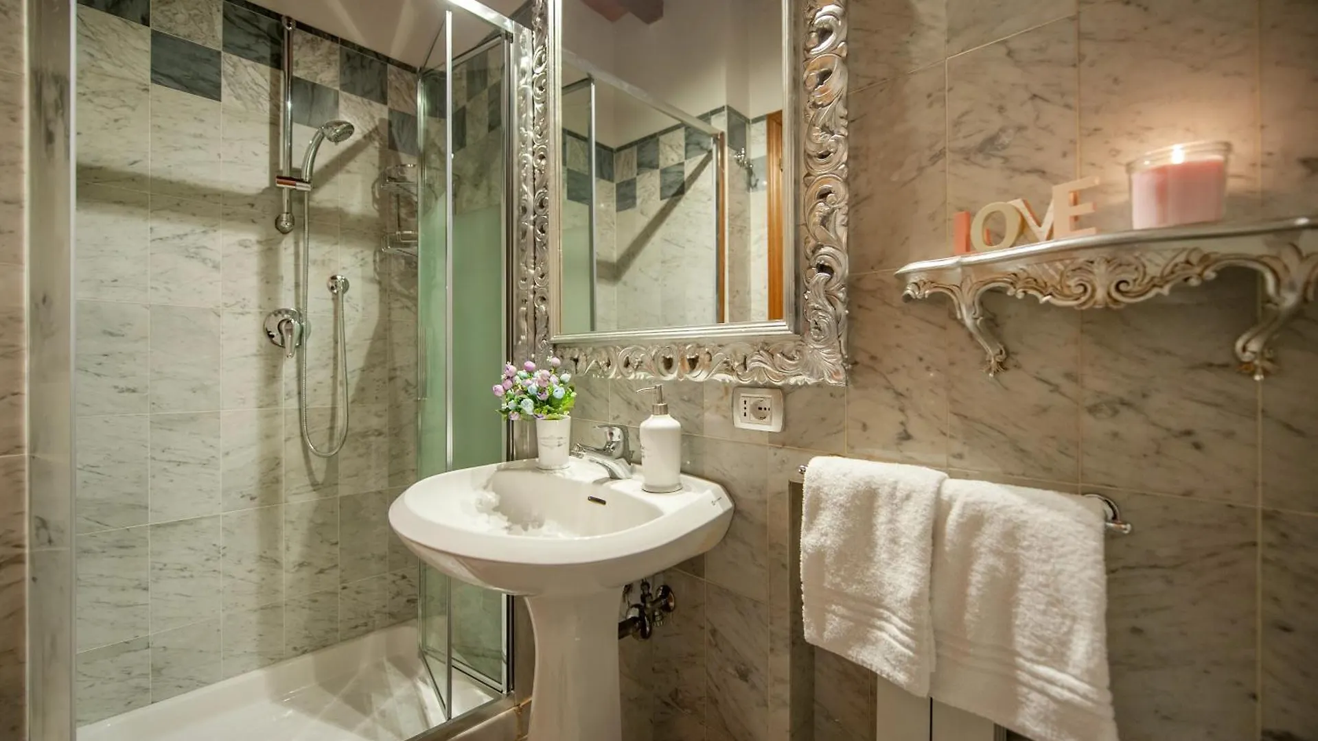Oriuolo - Flo Apartments Florence